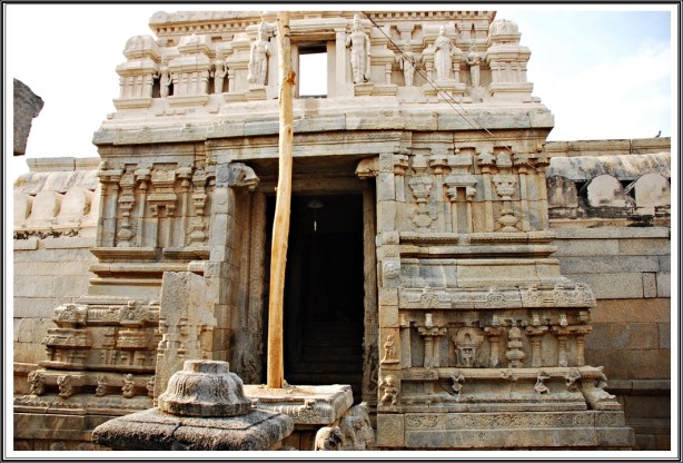 Temple_Entrance_4